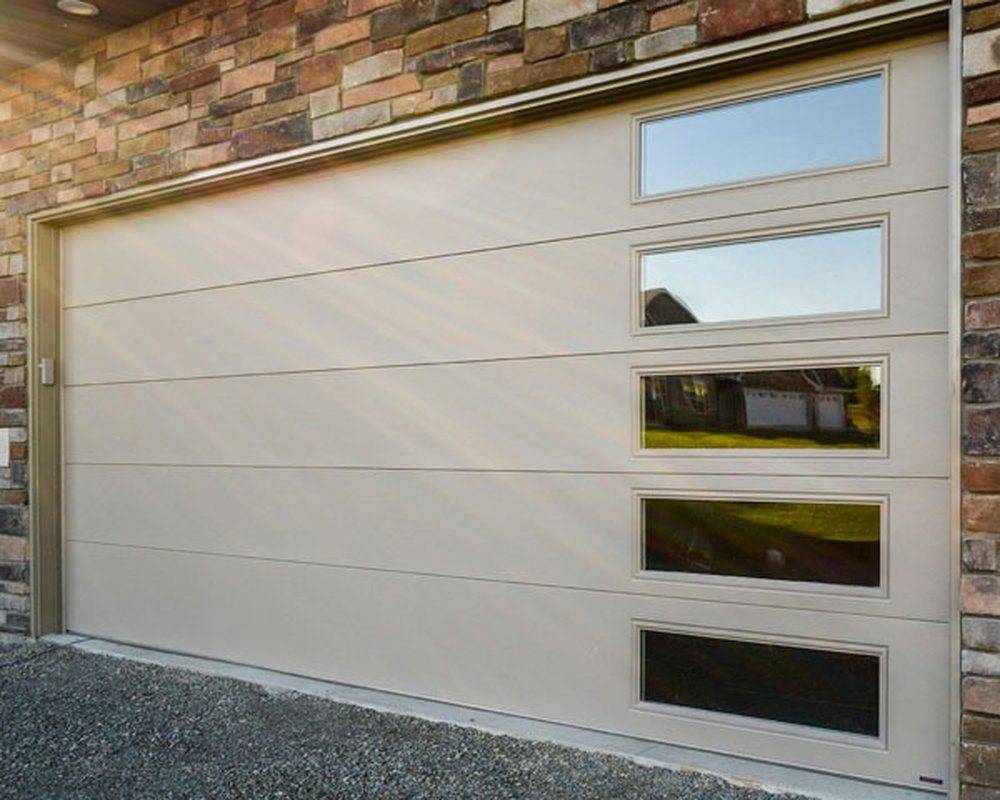 Hörmann traditional steel. Therma Safe 3200 shown.
